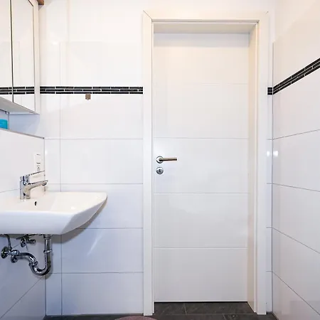 Elegantes Meerblick-apartment Appartamento *